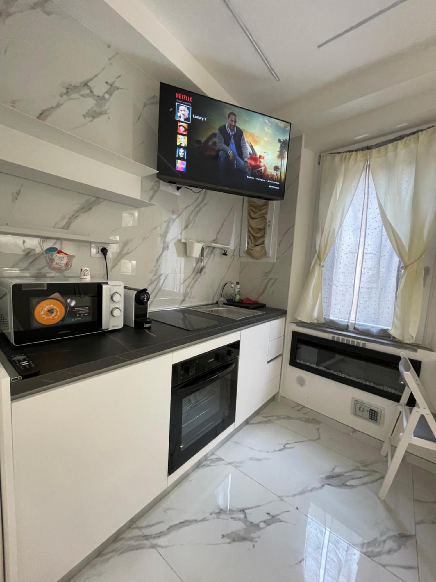 Apartmán Luxury 5 Al Duomo Di Parma Exteriér fotografie